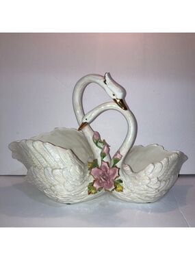 Rare Vintage 1950s Capodimonte Entwined iridescent swans centerpiece